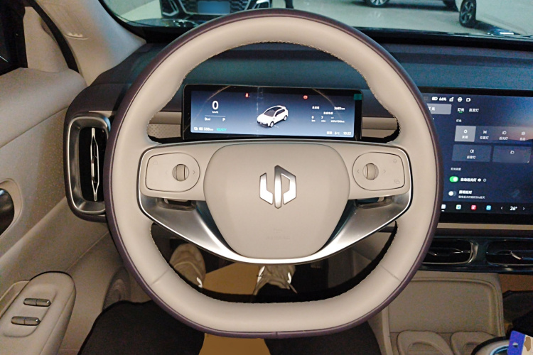 零跑汽车 零跑B10 2025款 510激光雷达版局部细节13