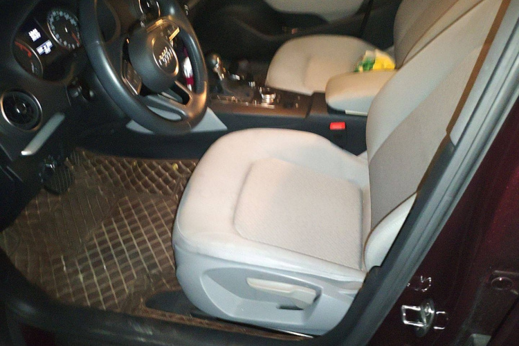 奥迪A3 2019款 Sportback 35 TFSI 进取型 国V局部细节19