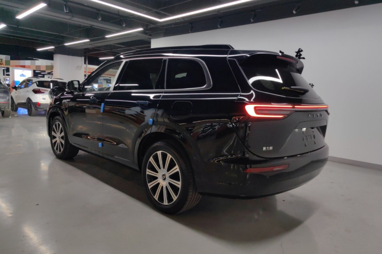 鸿蒙智行 问界M7 2024款 1.5T 智驾后驱Pro版 5座车身外观6006