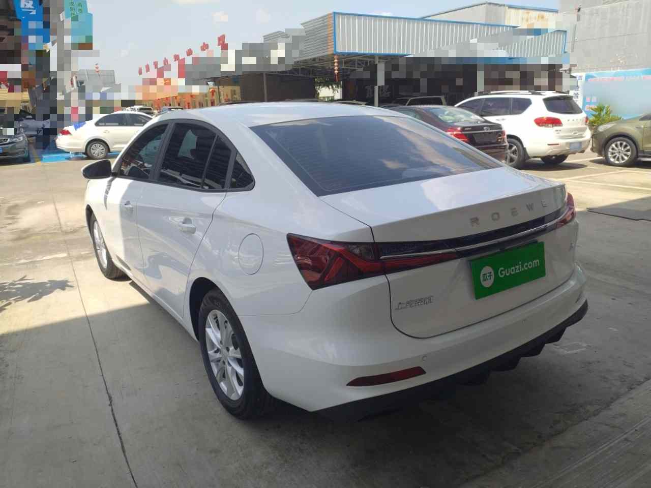 荣威i5 2023款 1.5L 手动舒享版(3)