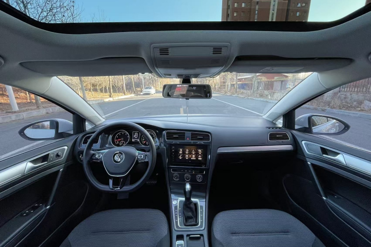大众 高尔夫 2020款 280TSI DSG舒适型中控内饰7001