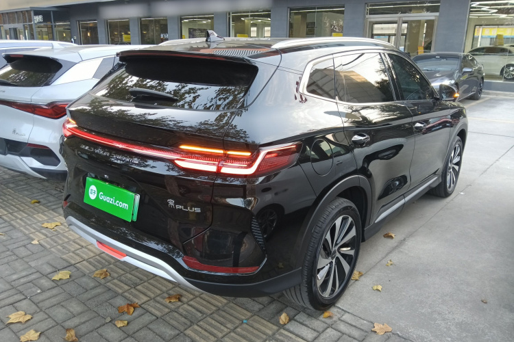 比亚迪 宋PLUS新能源 2023款 冠军版 DM-i 150KM 旗舰PLUS车身外观6005