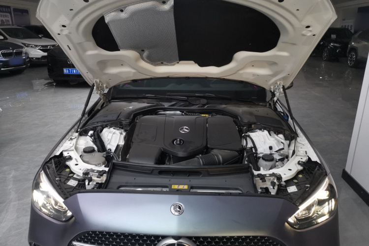 奔驰C级 2022款 改款 C 200 L 运动版局部细节24