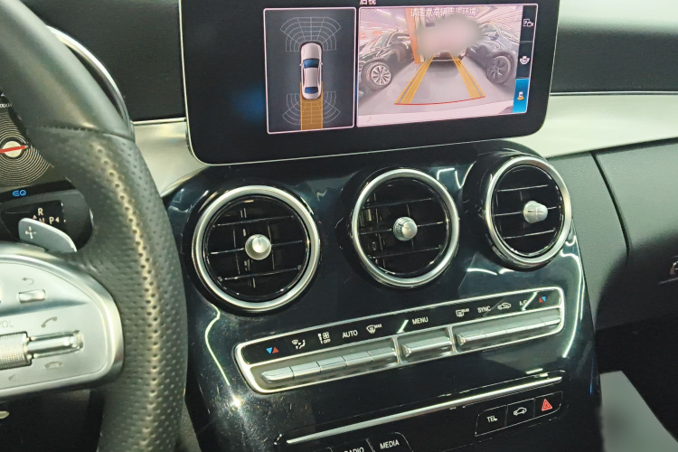 奔驰C级 2019款 C 260 运动版局部细节16