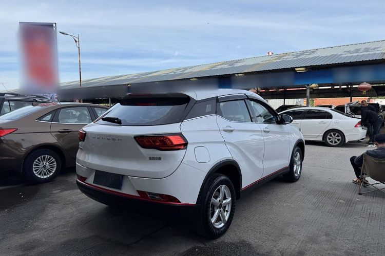 东风风光 风光500 2022款 1.5L CVT悦享型车身外观6005