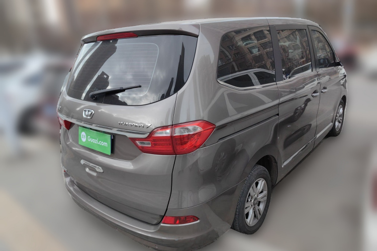 华颂7 2017款 2.0T 自动精英型车身外观7