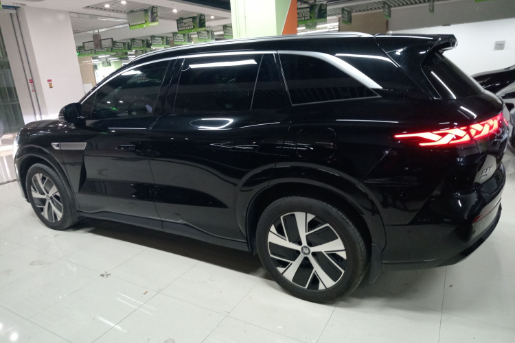 比亚迪 唐L 2025款 DM 215KM激光雷达旗舰型车身外观6003