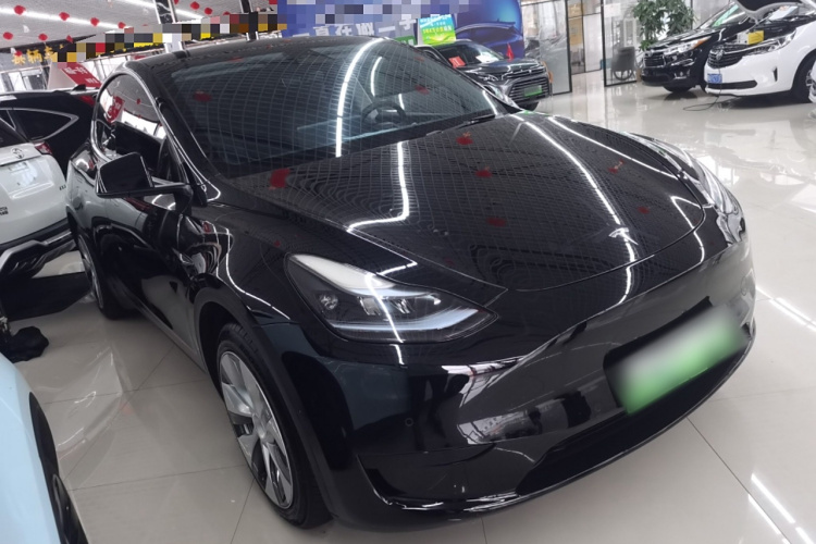 特斯拉 Model Y 2022款 改款 后轮驱动版车身外观3