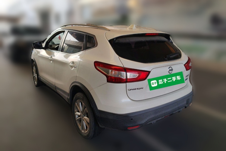 日产 逍客 2017款 2.0L CVT精英版 国V车身外观5