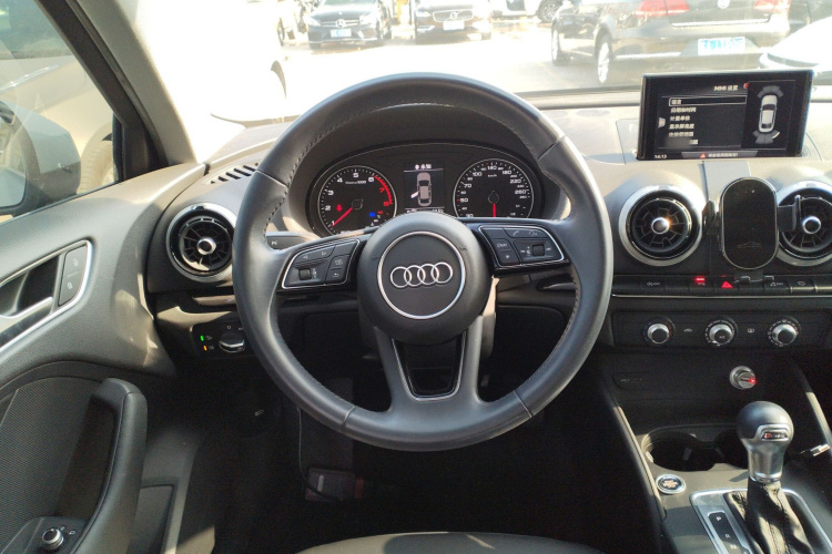 奥迪A3 2019款 Limousine 35 TFSI 时尚型 国VI局部细节13