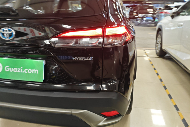 丰田 锋兰达 2023款 2.0L 智能电混双擎 豪华版车身外观9