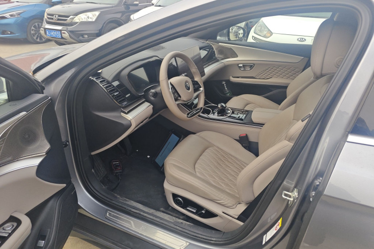 比亚迪 汉 2024款 EV 荣耀版 605KM前驱尊贵型中控内饰20