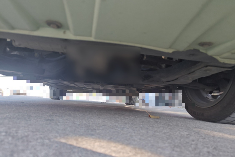 长安欧尚 奔奔E-Star 2021款 国民版 多彩款 磷酸铁锂（31.86kWh）局部细节9008