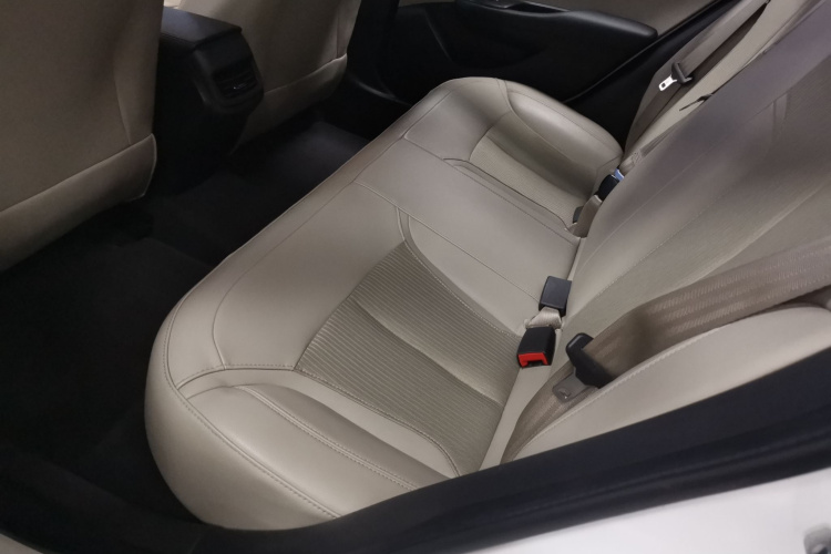 别克 英朗 2017款 15N 自动精英型中控内饰7004