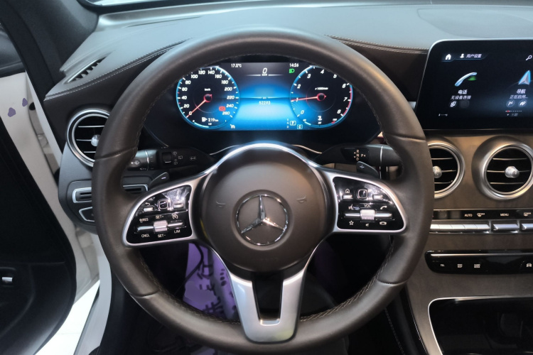 奔驰GLC 2020款 改款 GLC 260 L 4MATIC 豪华型中控内饰13