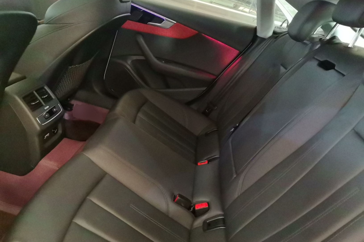 奥迪A5 2024款 Sportback 40 TFSI 时尚动感型中控内饰21