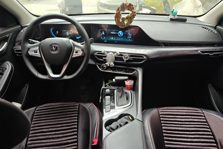 长安 逸动 2020款 PLUS 蓝鲸NE 1.4T GDI DCT尊贵型中控内饰12