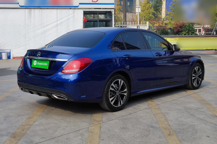 奔驰C级 2018款 C 200 运动版车身外观6006