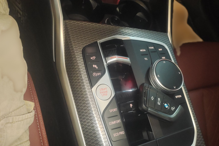 宝马3系 2024款 325Li M运动曜夜套装局部细节18