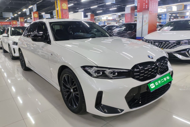 宝马3系 2023款 325Li M运动曜夜套装车身外观3