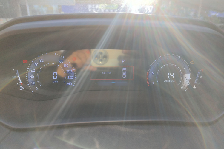 标致408 2024款 360THP 龘龘款 拉图版局部细节14