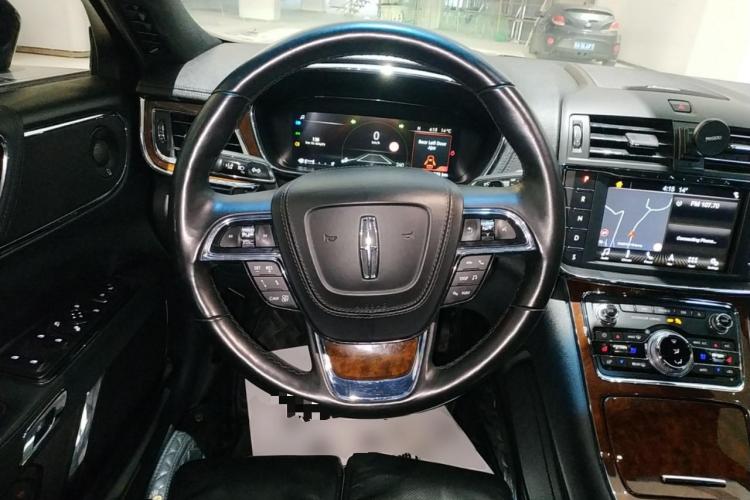 林肯大陆 2017款 3.0T 四驱尊耀版局部细节13