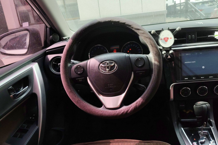 丰田 卡罗拉 2018款 1.2T S-CVT GL-i智辉版中控内饰13