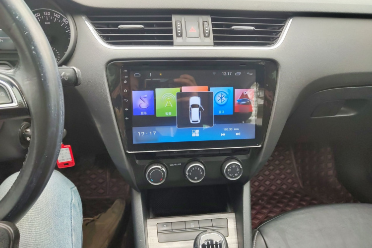 斯柯达 明锐 2017款 1.6L 手动智行版局部细节16