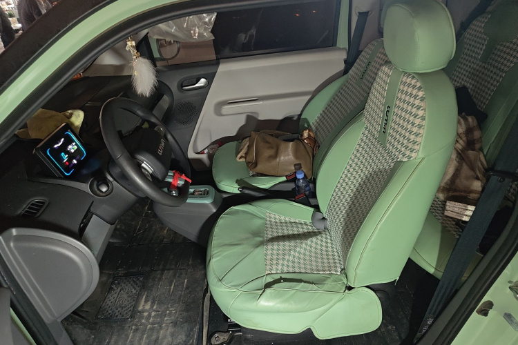 长安启源 长安Lumin 2022款 155km 清甜款中控内饰19