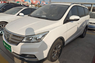 宝骏730 2019款 1.5T CVT时尚型 7座 国VI