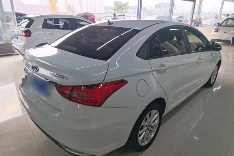 奇瑞 艾瑞泽5 2019款 1.5L CVT青春版 国V车身外观7