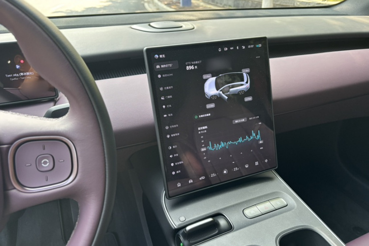 蔚来ET5T 2023款 75kWh Touring中控内饰7002
