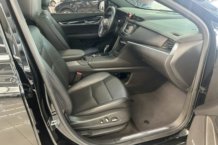 凯迪拉克XT5 2020款 28T 四驱豪华型中控内饰7004