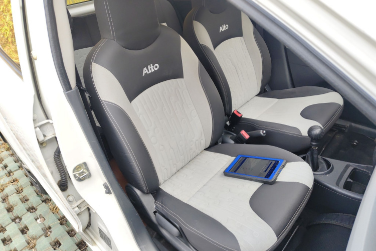 铃木 奥拓 2013款 改款 1.0L 手动舒适型局部细节41