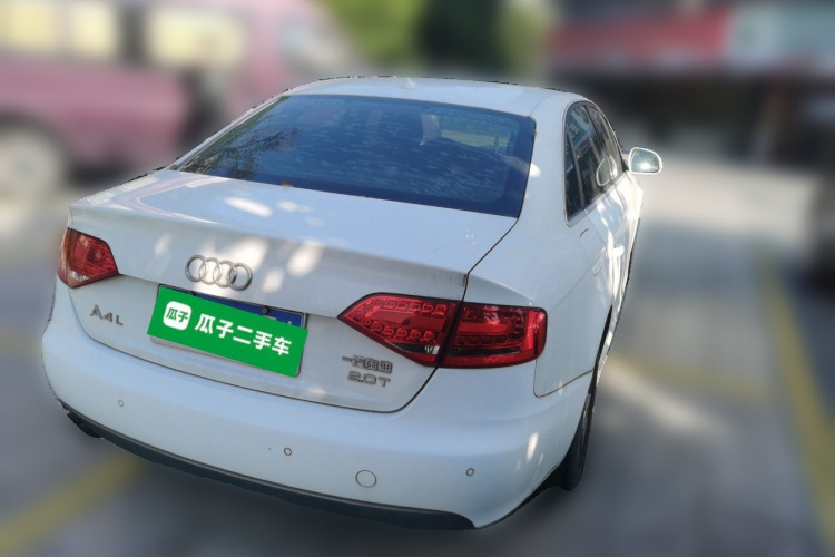奥迪A4L 2011款 2.0 TFSI 技术型车身外观6005