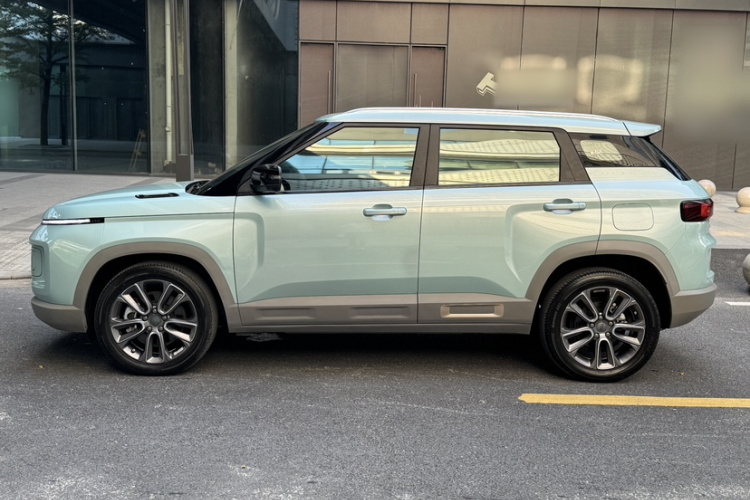 吉利汽车 吉利icon 2020款 1.5TD i5车身外观6006