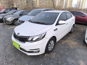 起亚K2 2015款 三厢 1.4L MT GLS