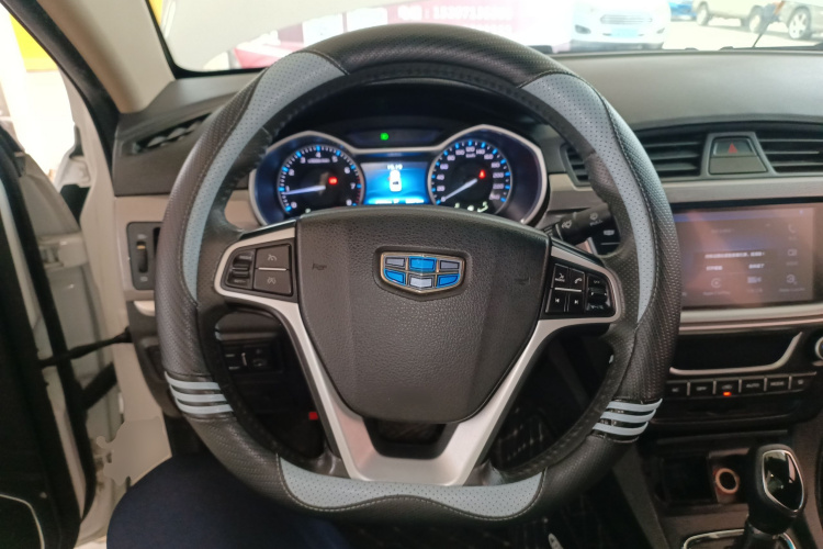 吉利汽车 帝豪 2017款 三厢百万款 1.5L CVT向上版中控内饰13