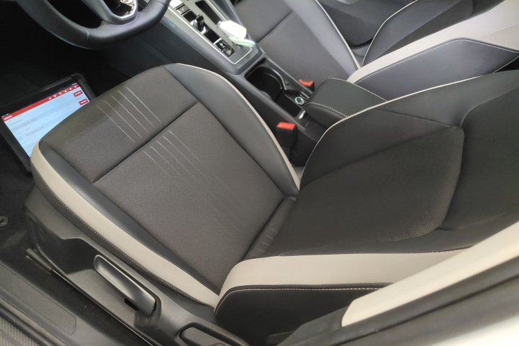 大众 高尔夫 2021款 280TSI DSG Pro中控内饰19