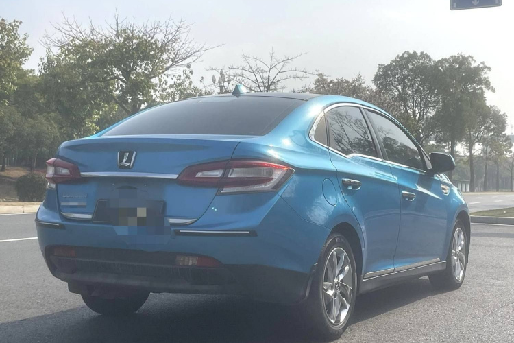 纳智捷 锐3 2016款 1.6L CVT智享型车身外观6008