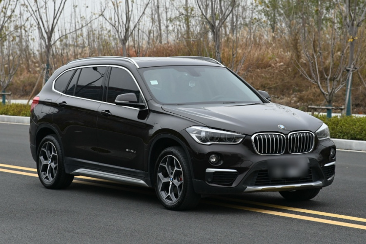 宝马X1 2016款 sDrive18Li 豪华型车身外观6008