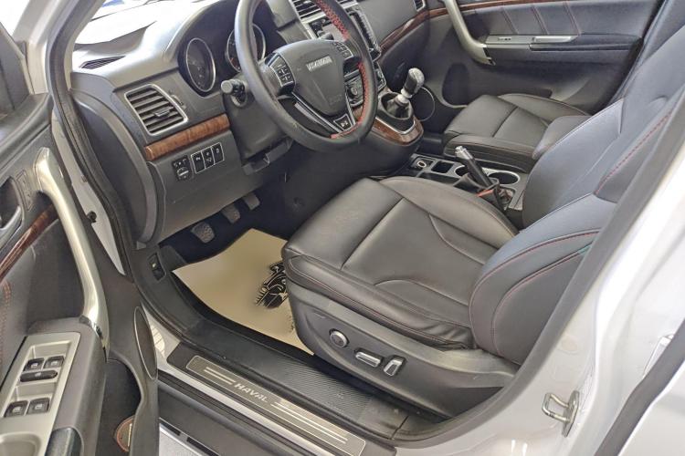 哈弗H6 2015款 改款 运动版 1.5T 手动两驱精英型中控内饰7002