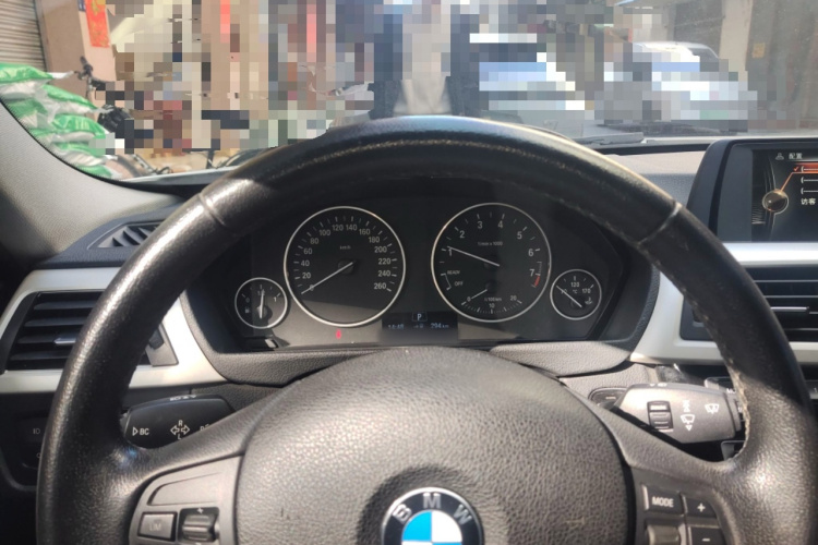 宝马3系 2016款 320Li 进取型局部细节14