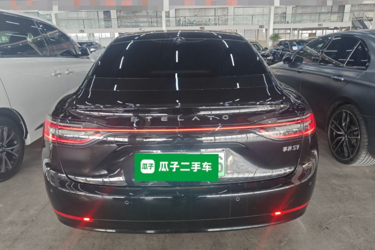 鸿蒙智行 享界S9 2024款 纯电 Ultra 四驱旗舰版车身外观6