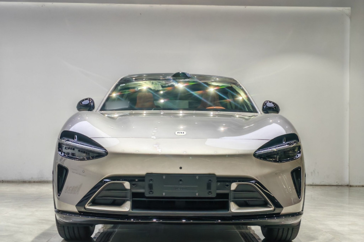 小米汽车 小米YU7 2025款 超长续航后驱版车身外观6001