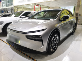 小鹏G7 2025款 702 超长续航 Ultra