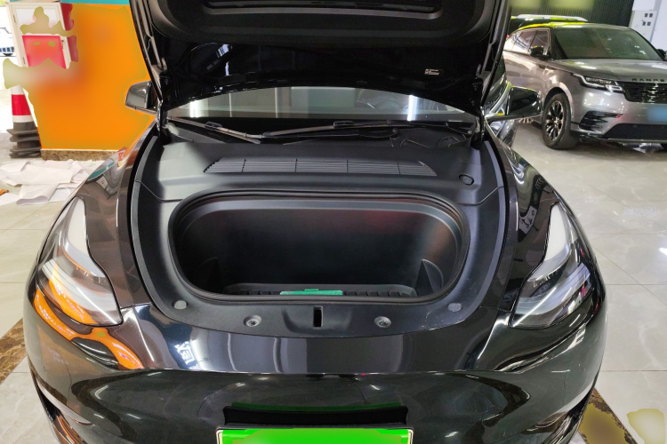 特斯拉 Model Y 2023款 长续航全轮驱动版局部细节24