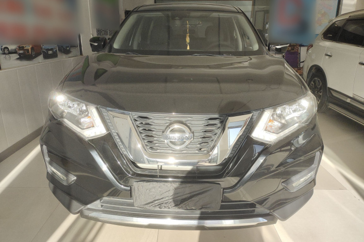 日产 奇骏 2019款 2.0L CVT智联舒适版 2WD车身外观2