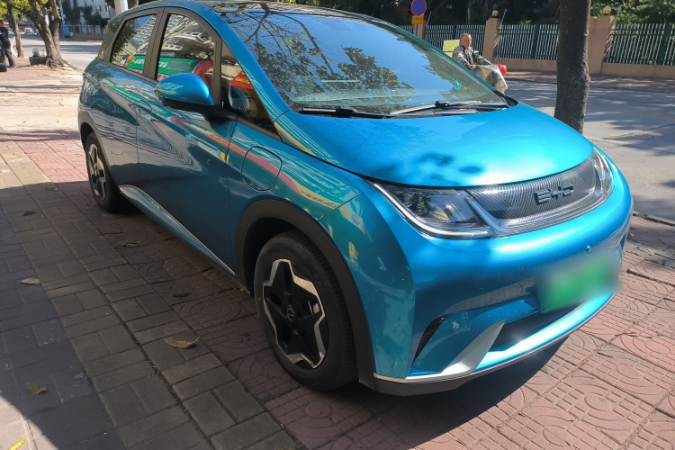 比亚迪 海豚 2021款 405km 时尚版车身外观3