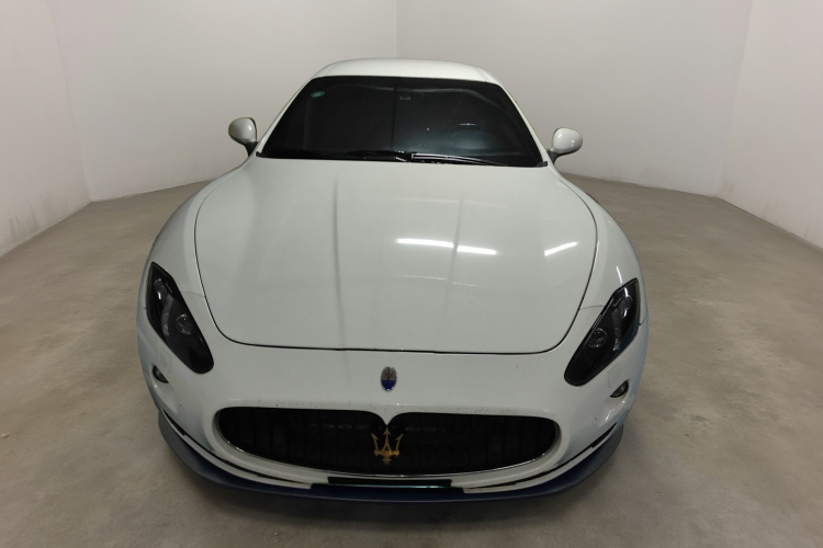 玛莎拉蒂 GranTurismo 2007款 4.2L 标准版车身外观2